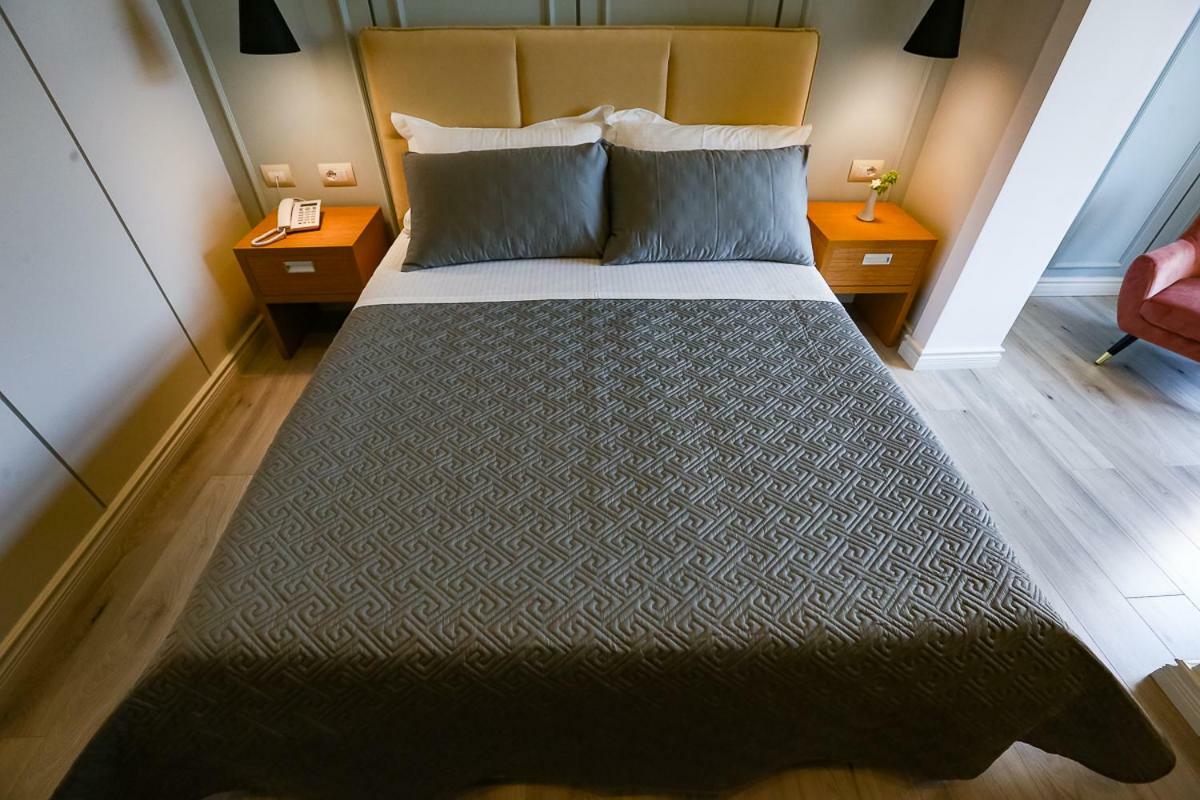 Home Hotel Tirana Extérieur photo